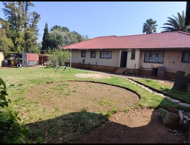 4 BEDROOM HOUSE FOR SALE IN ROODIA